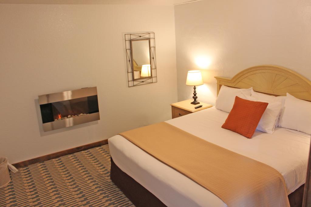 Rustic Inn ماكول المظهر الخارجي الصورة