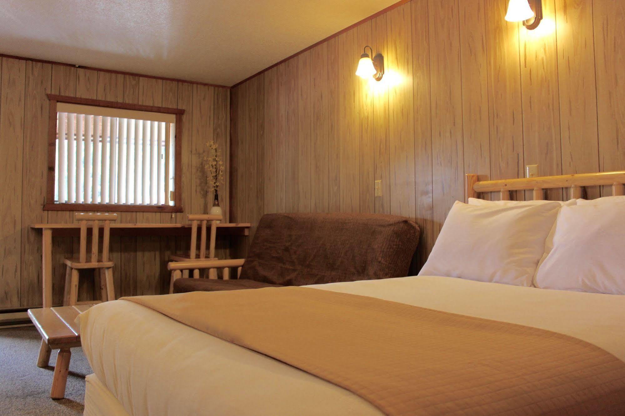 Rustic Inn ماكول المظهر الخارجي الصورة
