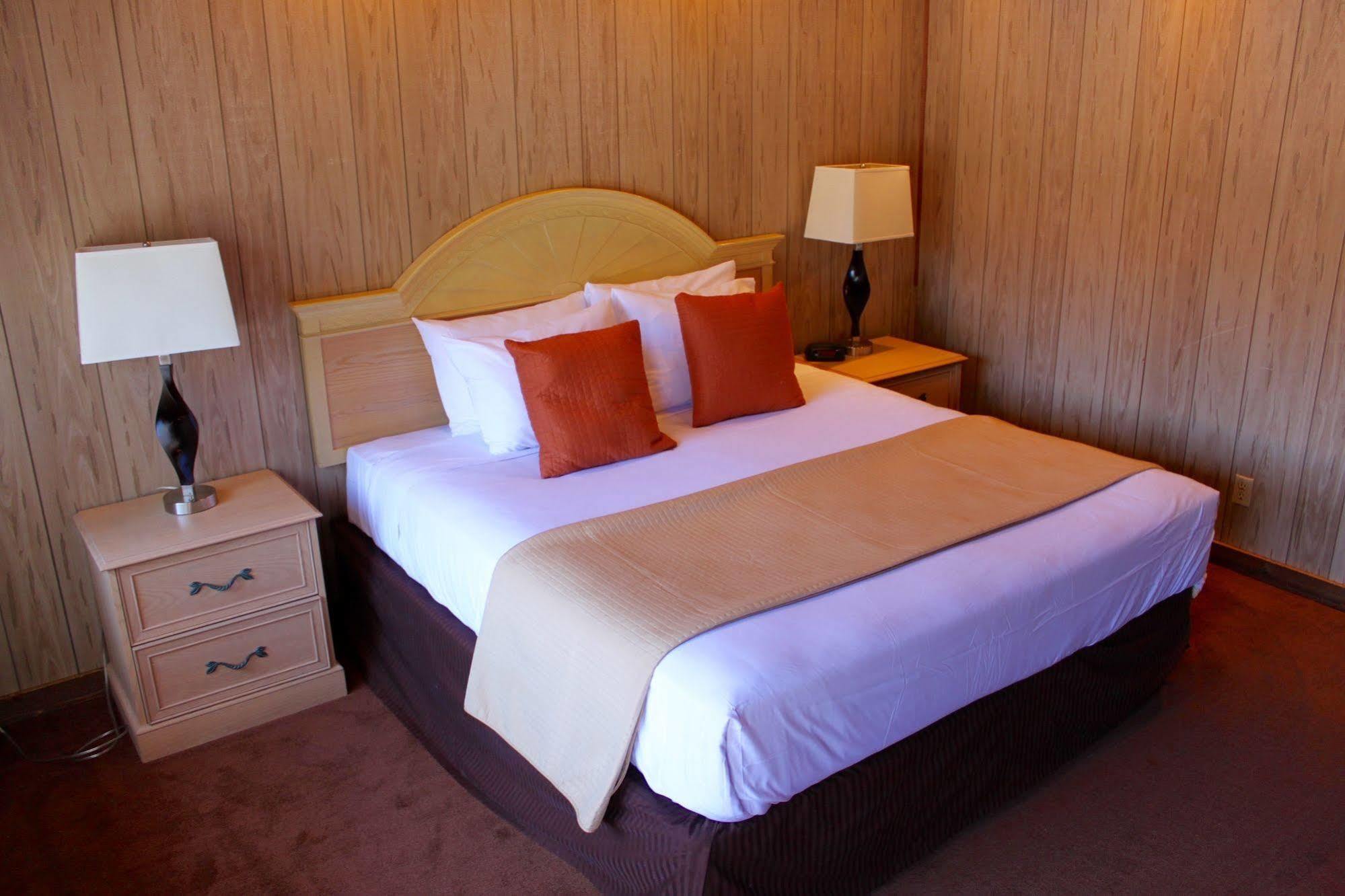 Rustic Inn ماكول المظهر الخارجي الصورة